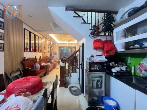 Bán Gấp Nhà 5 Tầng Ngọc Thụy – Tiện Ích  An Sinh Đỉnh, Giá Chính Chủ